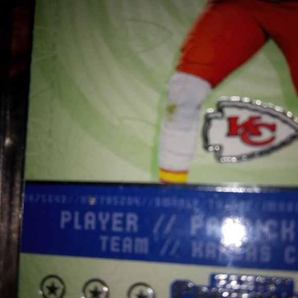 Patrick Mahomes error - Picture 4 of 6